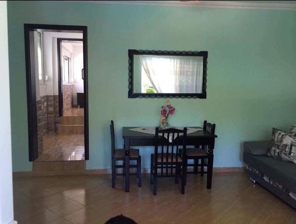 Vieri Apartments Lukove Ruang foto