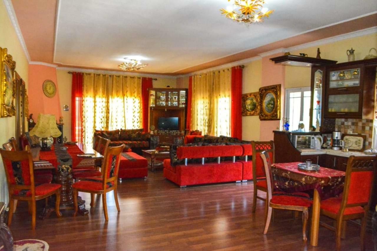 Vieri Apartments Lukove Bagian luar foto